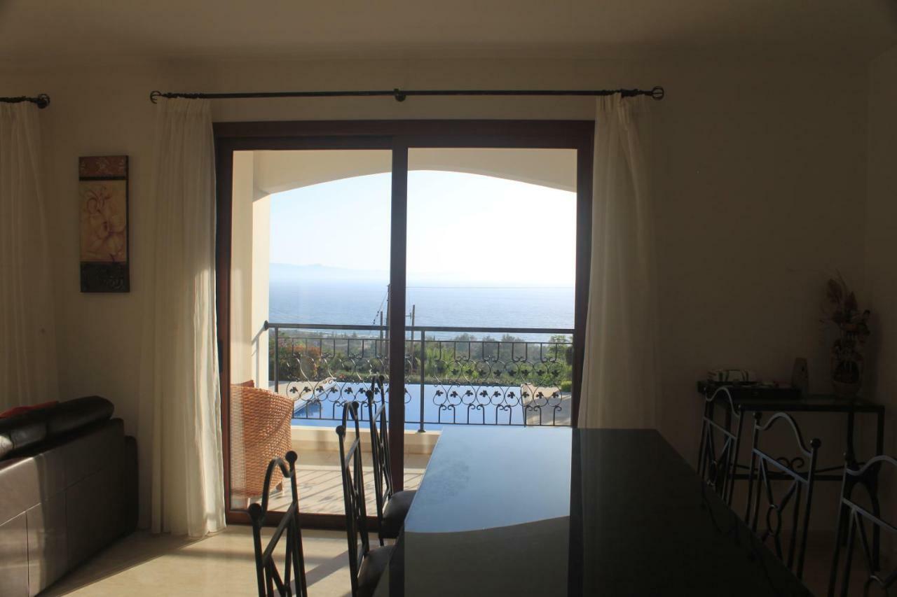 Martika Luxury Villa Agia Marina  Exterior foto